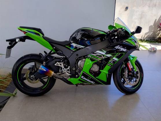 KAWASAKI NINJA ZX-10R KAWASAKI NINJA ZX-10R
